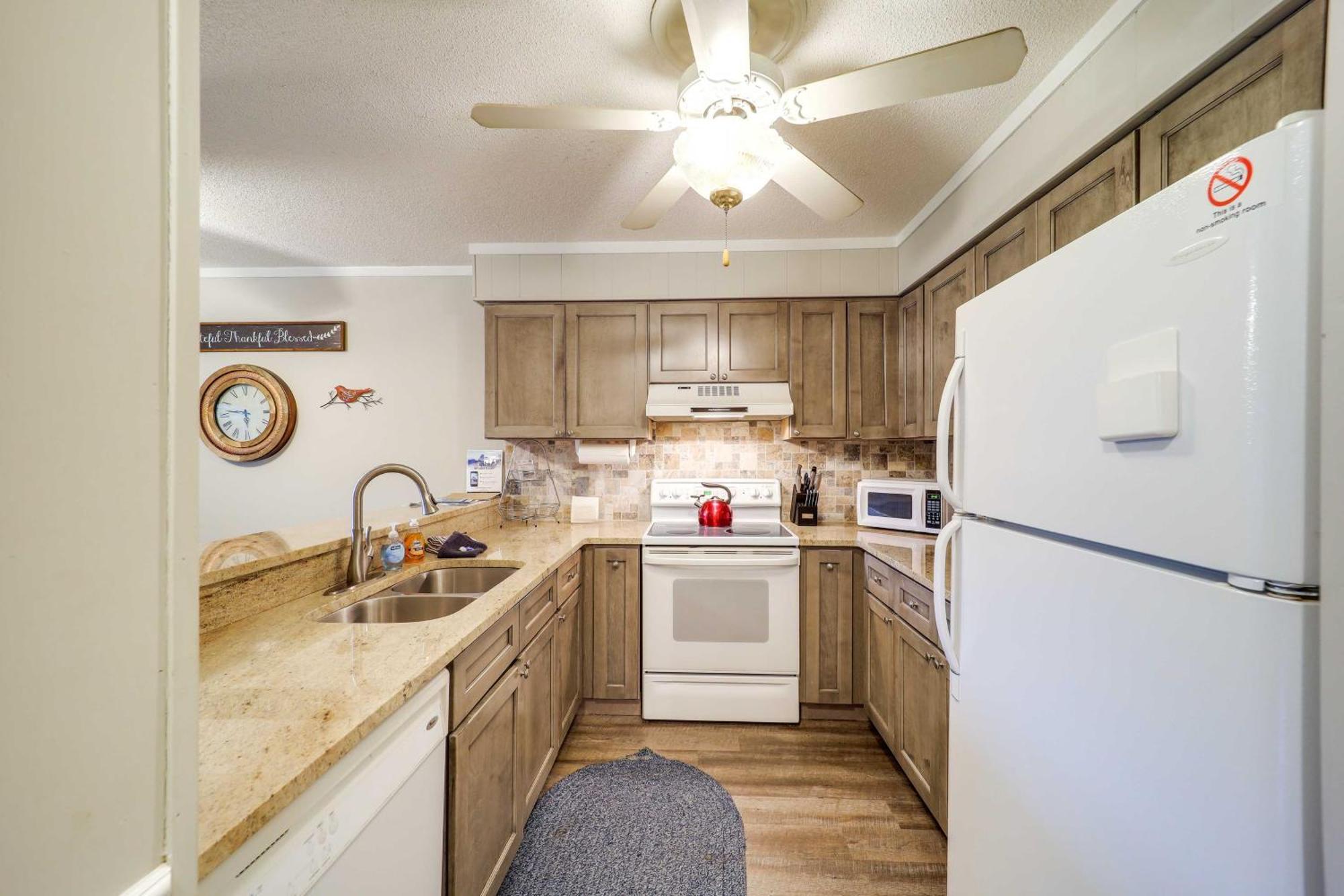 Beech Mountain Condo Near Hiking, Golf And Skiing! Екстериор снимка